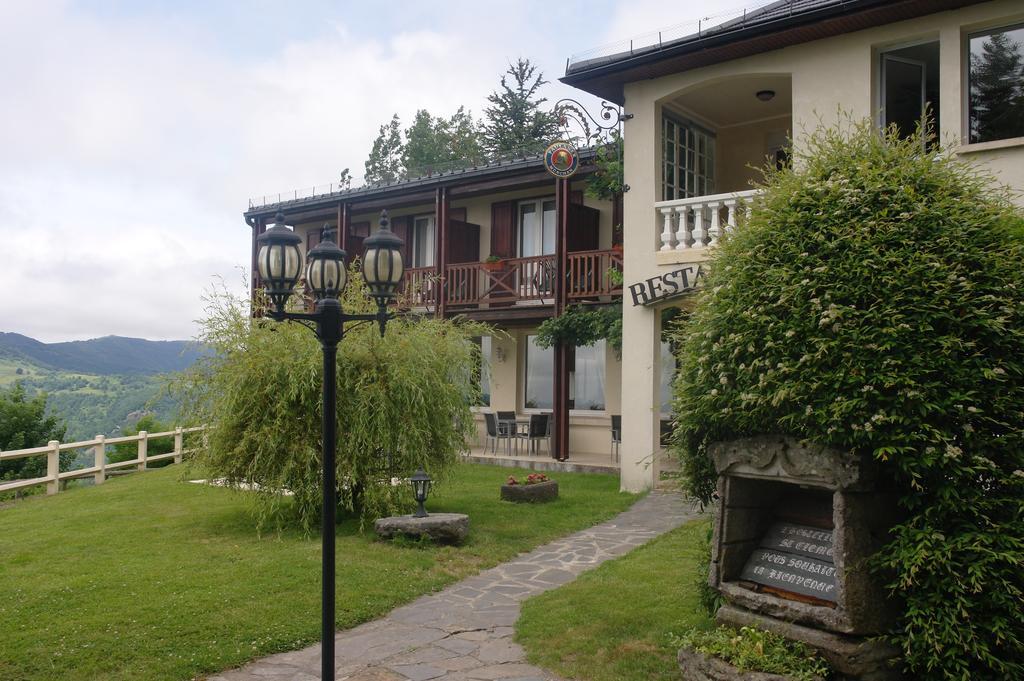 Hostellerie Saint Clement Vic-sur-Cère Kültér fotó