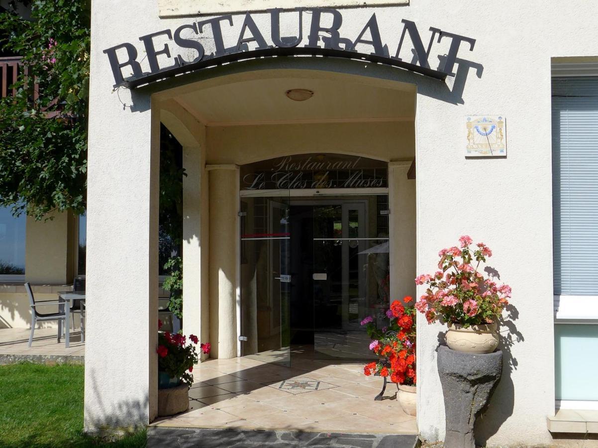 Hostellerie Saint Clement Vic-sur-Cère Kültér fotó